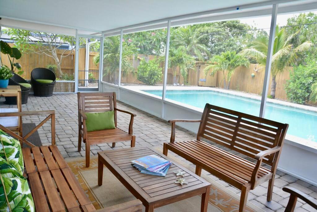 Tropical Retreat Near Beaches, Cruise Terminals Merritt Island Eksteriør billede