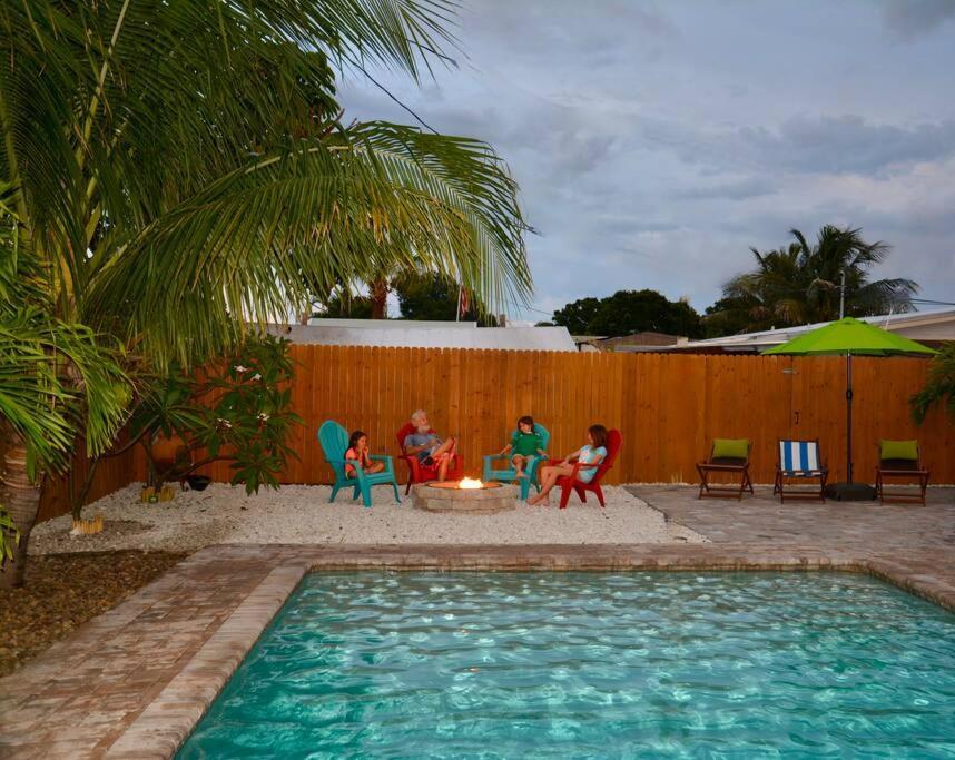 Tropical Retreat Near Beaches, Cruise Terminals Merritt Island Eksteriør billede