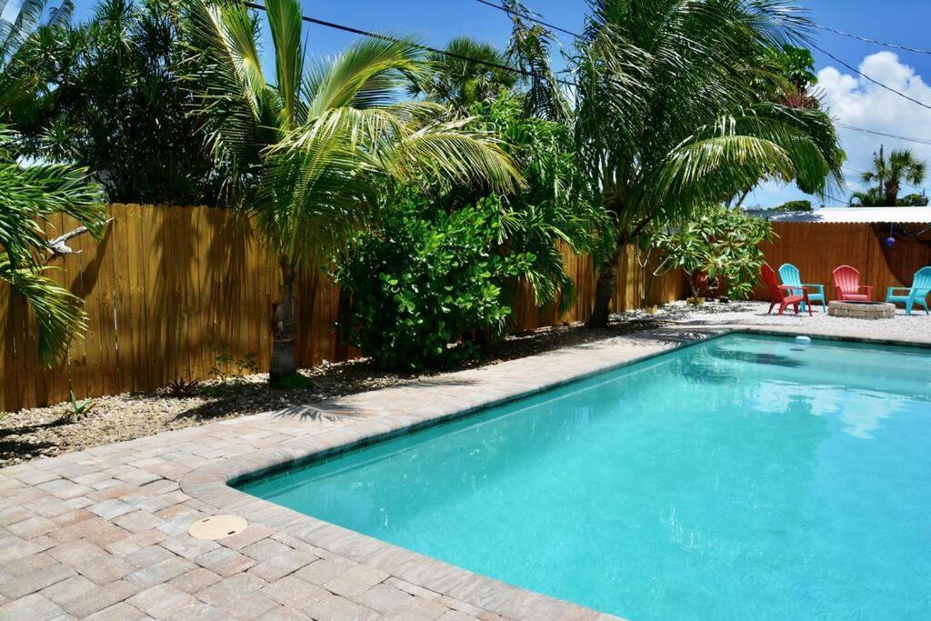 Tropical Retreat Near Beaches, Cruise Terminals Merritt Island Eksteriør billede